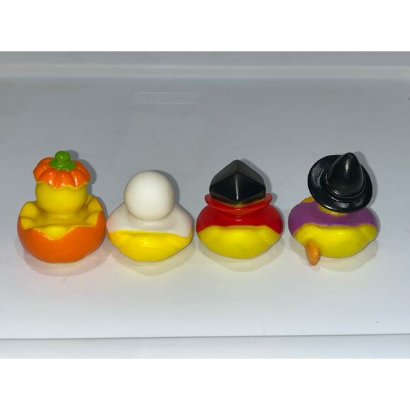 Set of 4 New Halloween Rubber Duckies Duck 2” Jeep Pumpkin Ghost Witch Vampire - Picture 3 of 4